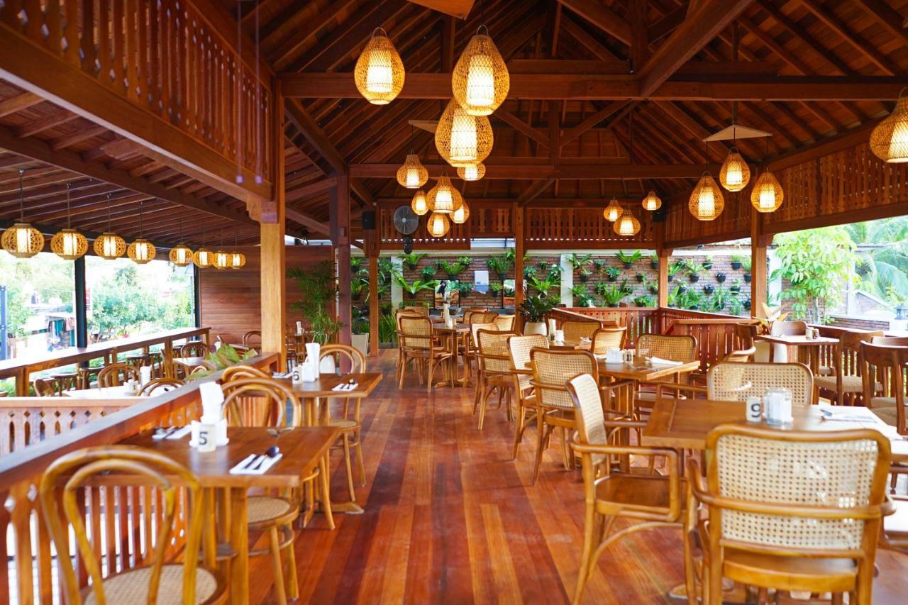 La'Villaris Hotel & Resto Kuta  エクステリア 写真